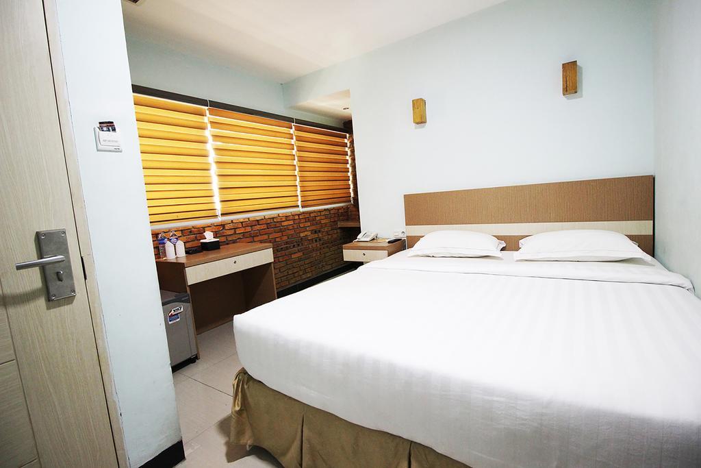 Amaliun Hotel Медан Екстер'єр фото