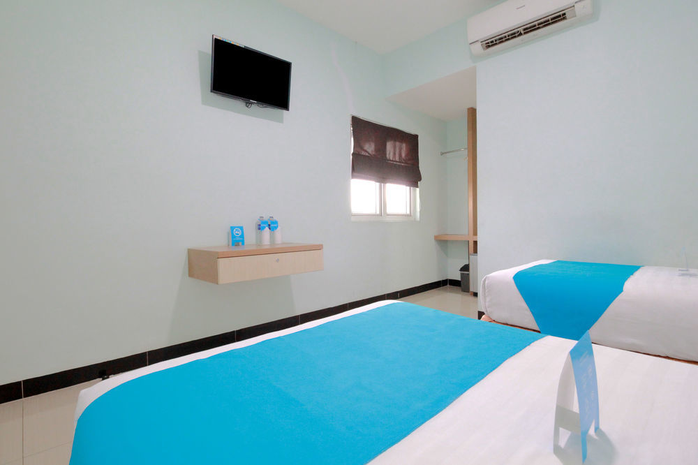 Amaliun Hotel Медан Екстер'єр фото