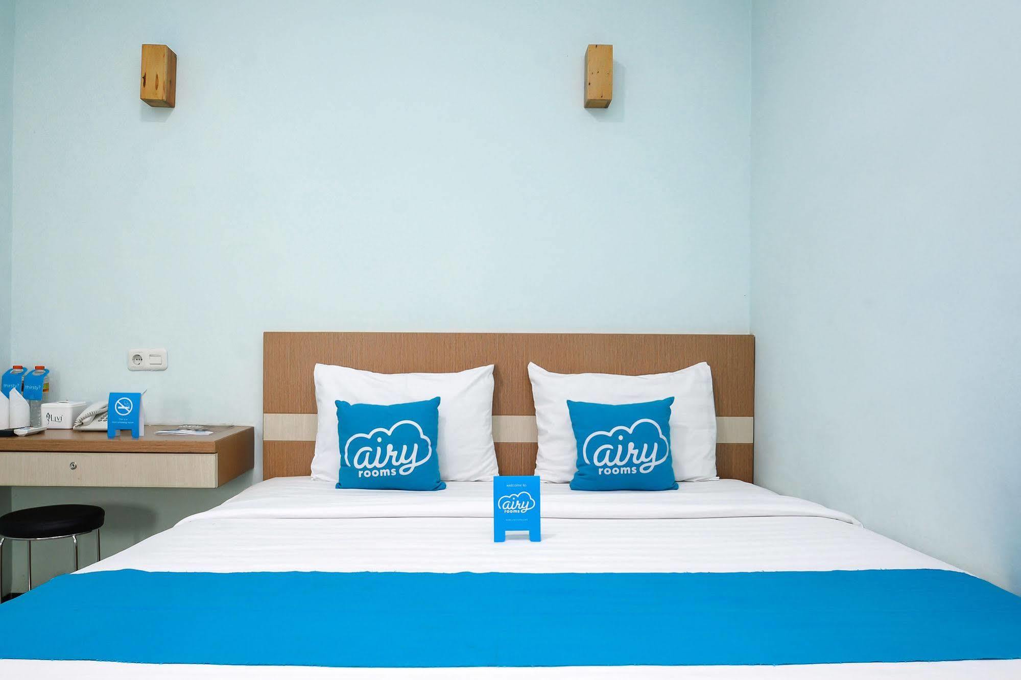 Amaliun Hotel Медан Екстер'єр фото
